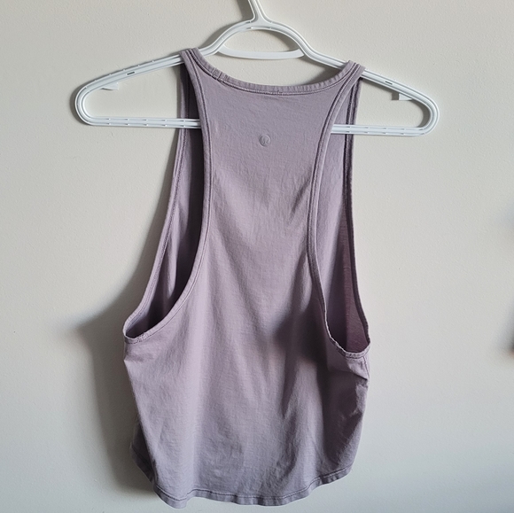 Lululemon tank - Picture 2 of 4